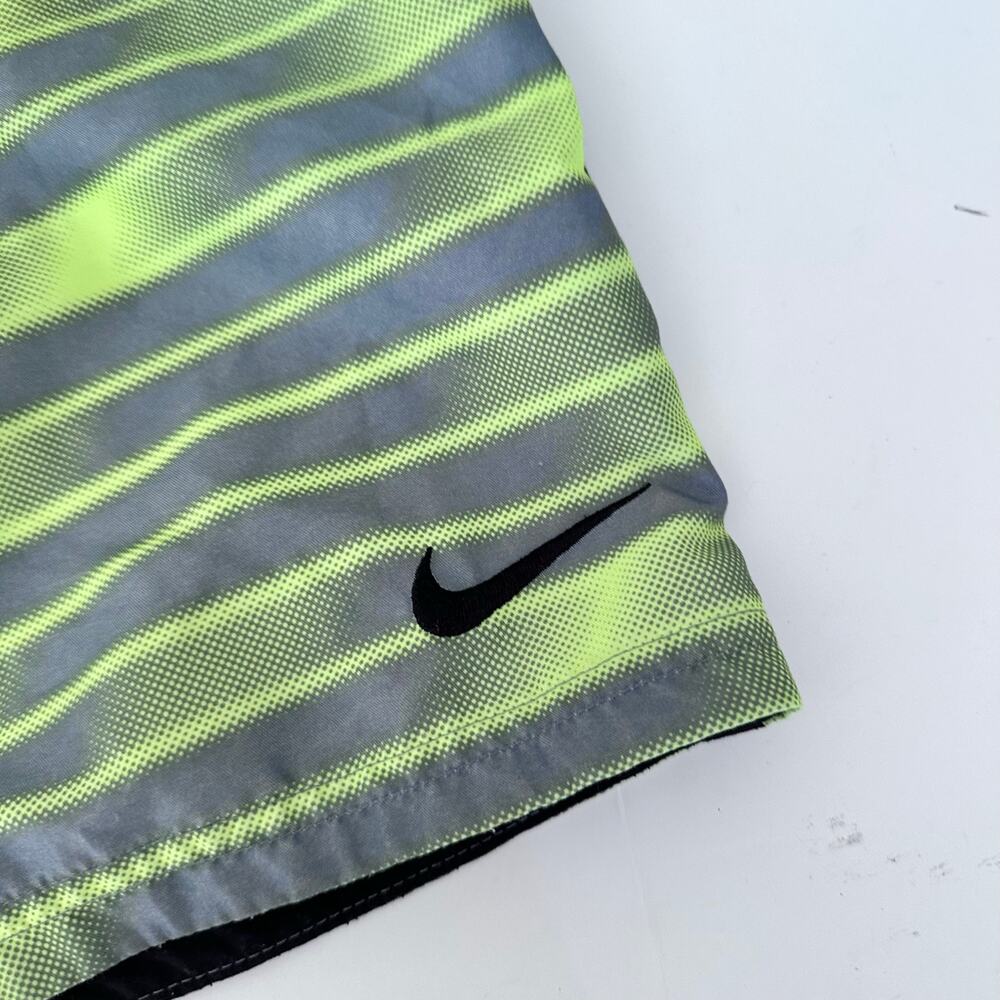Nike swim trunks - Picture 2 of 5